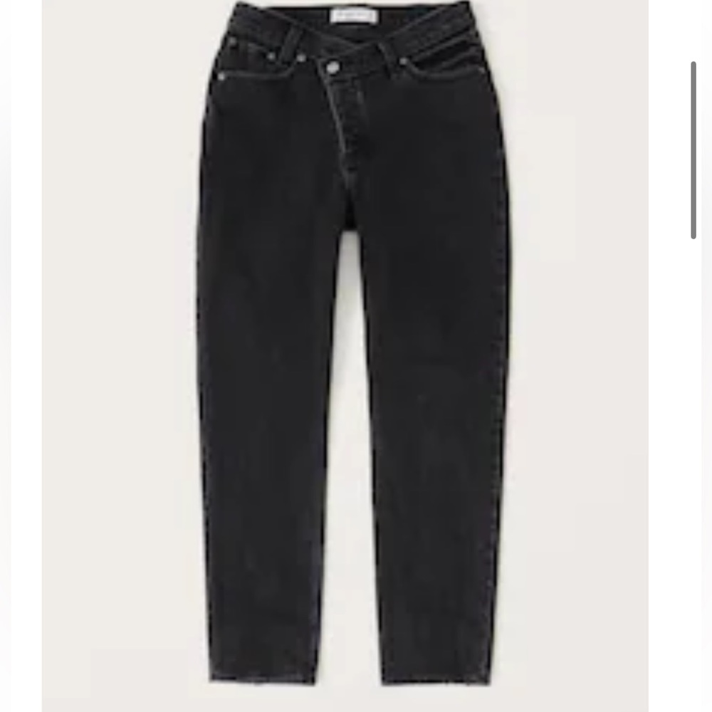 ❗️ Sold on M ❗️Abercrombie & Fitch Curve Love High Rise Dad Jeans